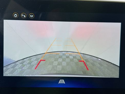 Used 2026 Chevrolet Equinox LT image 19