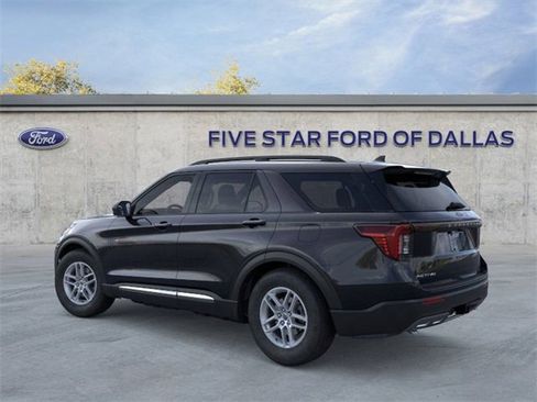 New 2025 Ford Explorer Active w/ Active Comfort Package image 4