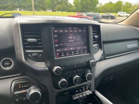 Used 2019 RAM 1500 Big Horn AWD/4WD image 16