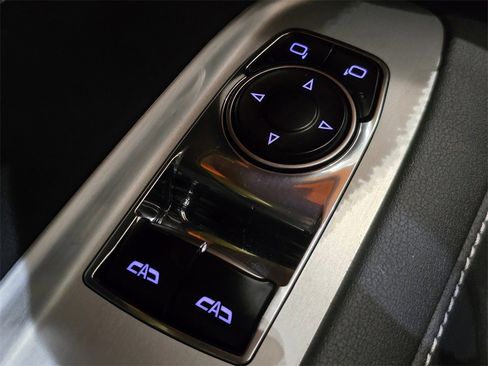 Certified 2025 Chevrolet Corvette Stingray Coupe w/ 1LT image 27