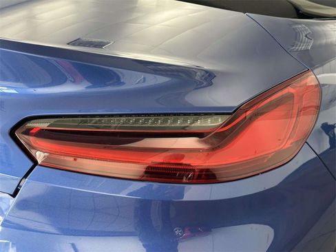 Used 2024 BMW Z4 sDrive30i w/ Driving Assistance Package image 11