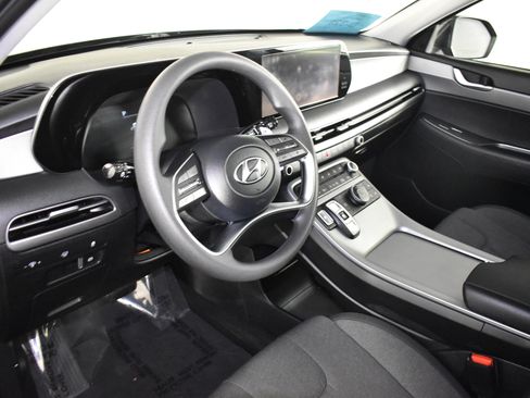 Used 2023 Hyundai Palisade SE image 37