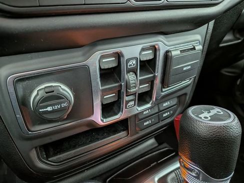 Used 2020 Jeep Wrangler Unlimited Sport S image 7