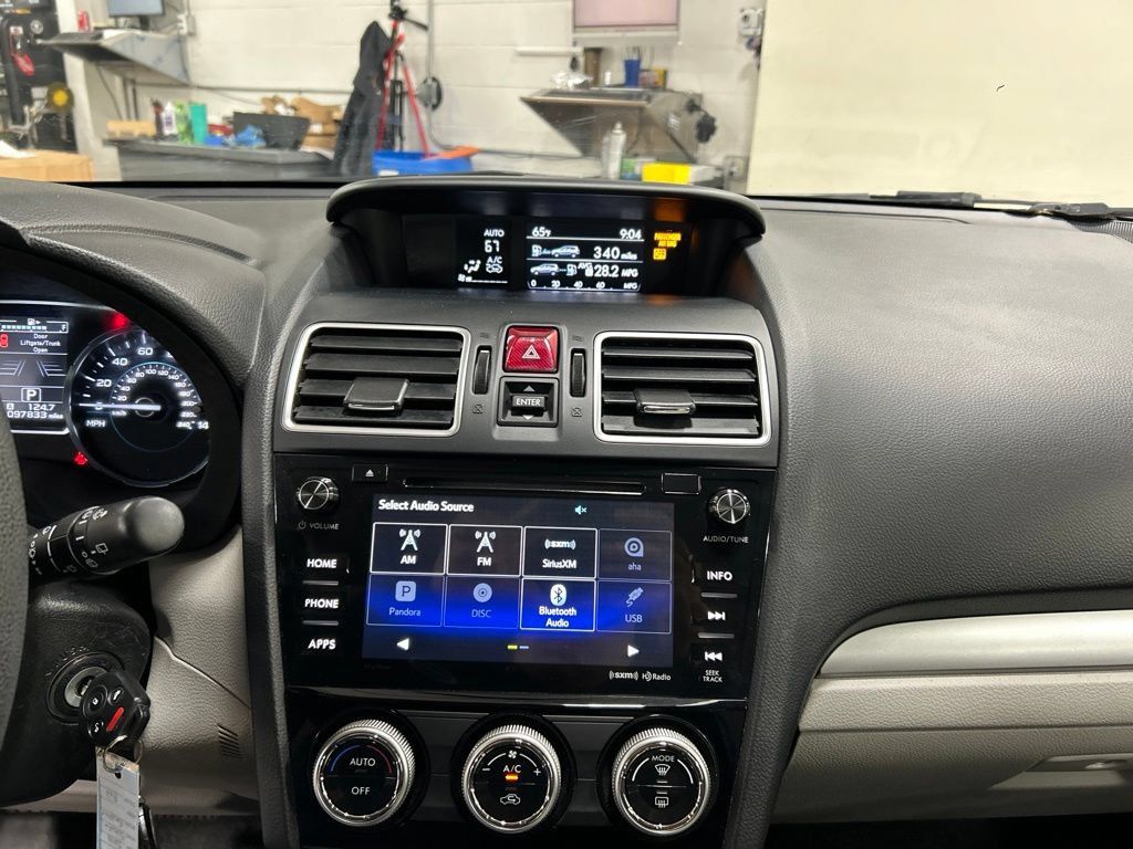 Used 2018 Subaru Forester 2.5i Premium AWD/4WD image 17