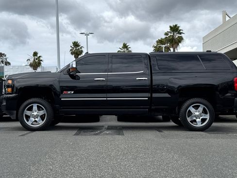 Used 2016 Chevrolet Silverado 2500 LTZ w/ Duramax Plus Package AWD/4WD image 7