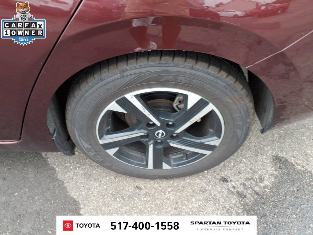 Used 2024 Nissan Sentra SV FWD image 11