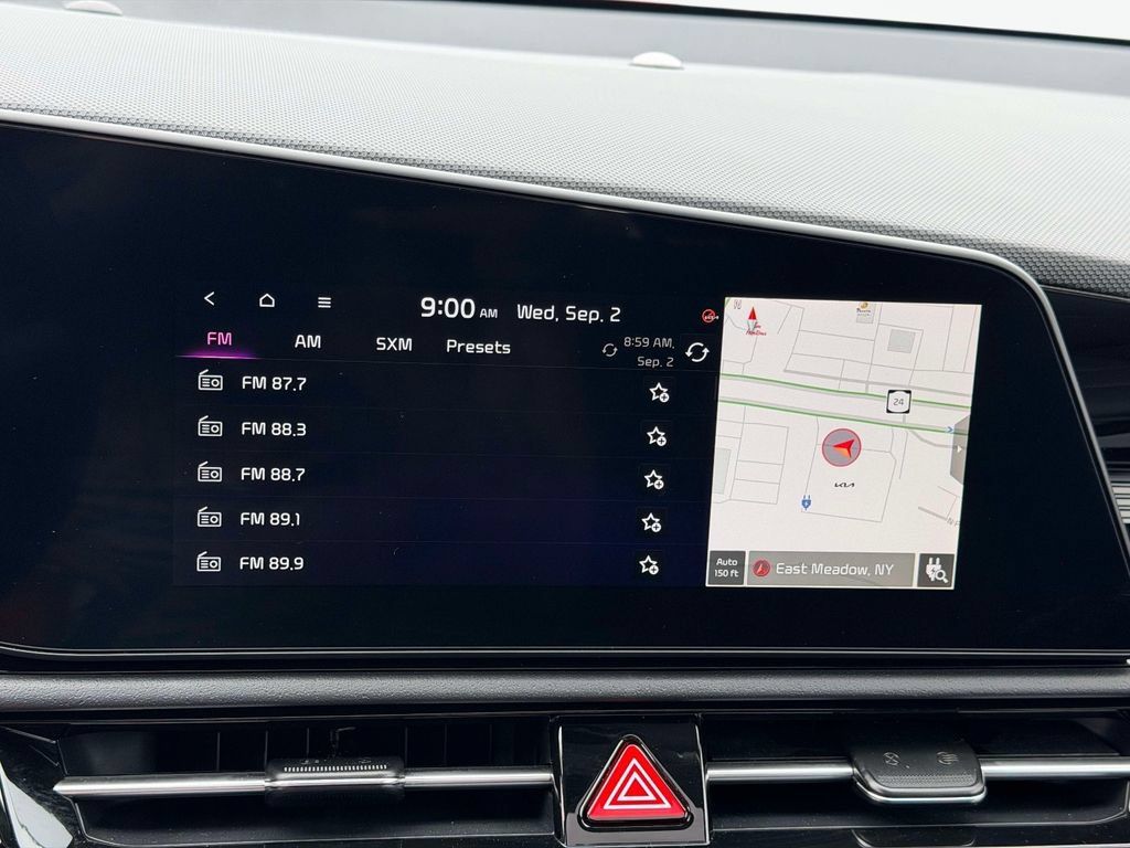Certified 2025 Kia Niro Wave w/ Wave Preserve Package FWD image 39