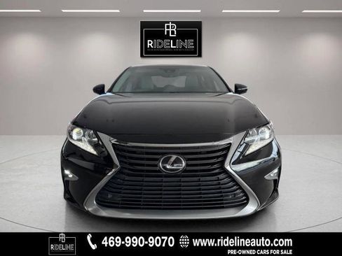 Used 2016 Lexus ES 350 w/ Premium Package w/Wood Trim image 2