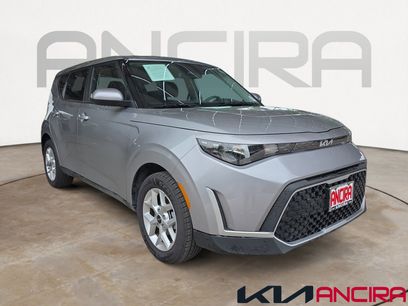 Certified 2025 Kia Soul LX