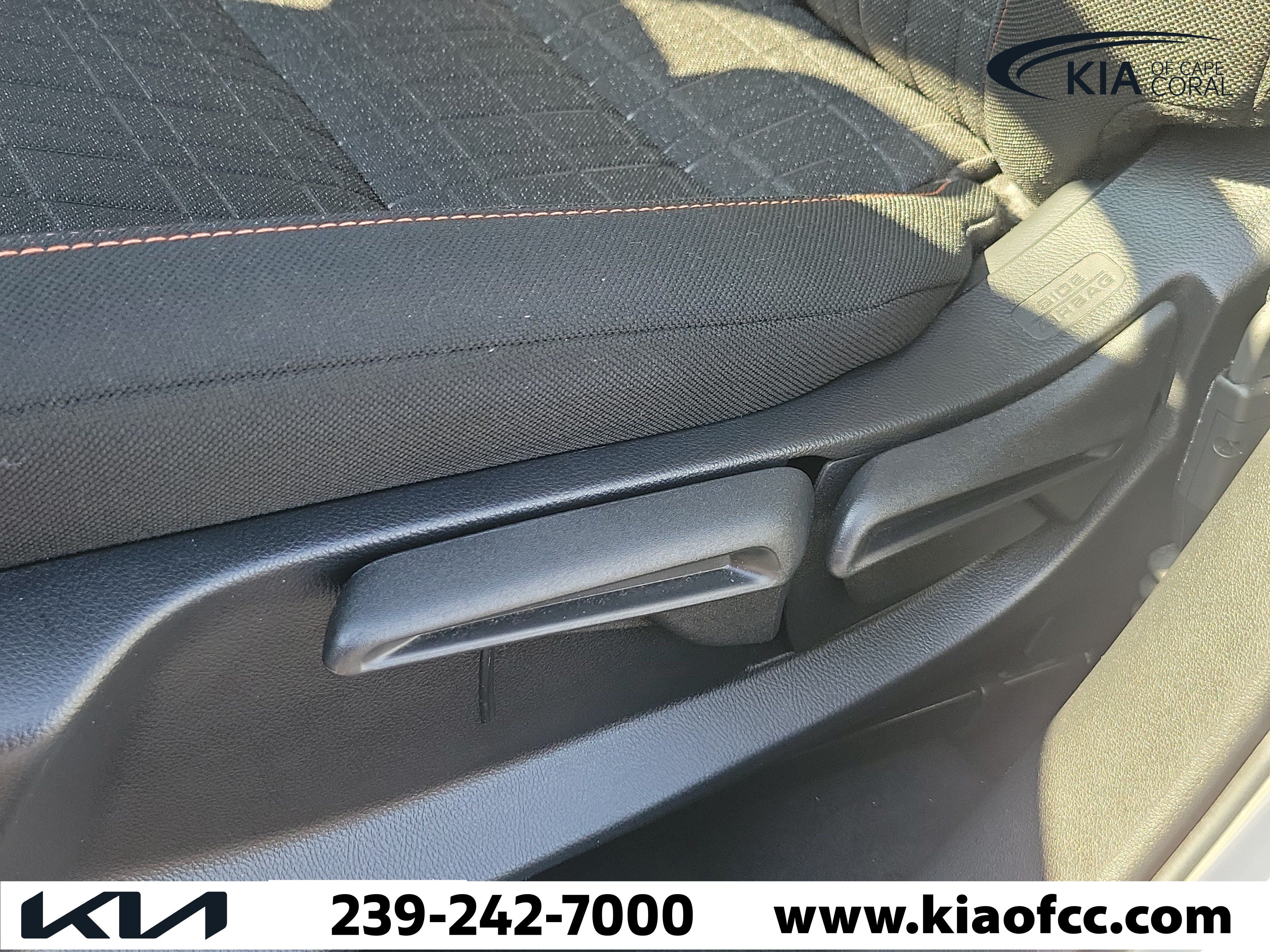 Used 2024 Honda HR-V Sport image 22