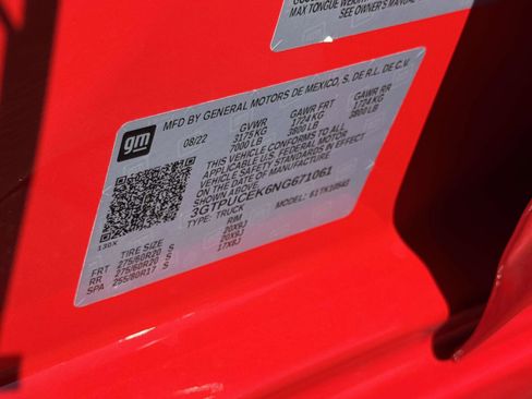 Used 2022 GMC Sierra 1500 Elevation image 32