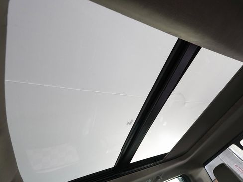 Used 2026 Ford F250 Platinum w/ Platinum Plus Package image 29