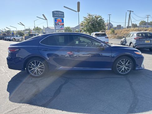 Used 2023 Toyota Camry XLE w/ Cold Weather Package FWD image 6