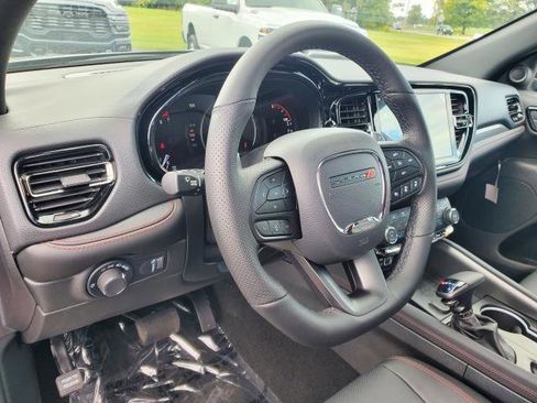 Used 2026 Dodge Durango GT image 8