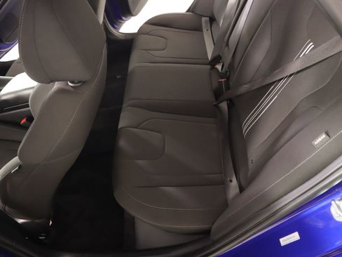 Used 2025 Hyundai Elantra SEL image 12