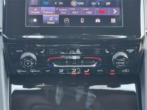 New 2025 Jeep Grand Cherokee L Laredo w/ Luxury Tech Group I image 5