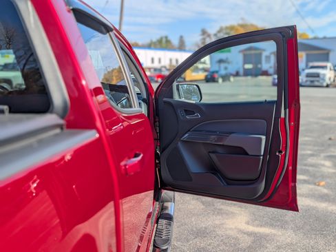 Used 2020 Chevrolet Colorado Z71 image 41