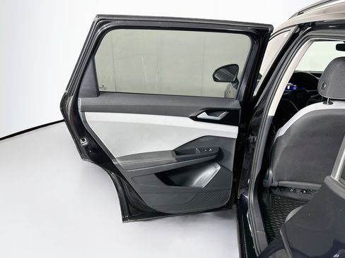 Used 2024 Volkswagen Taos S FWD image 25