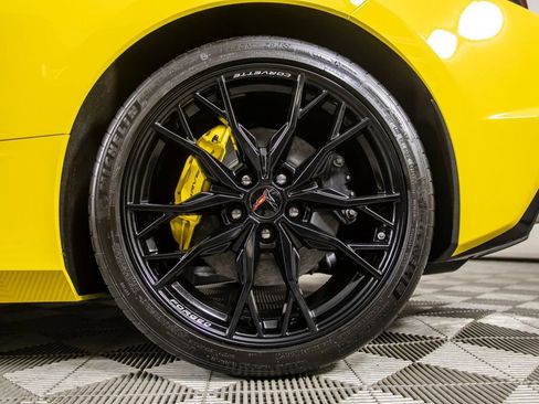 Used 2026 Chevrolet Corvette Stingray Coupe w/ 1LT RWD image 35