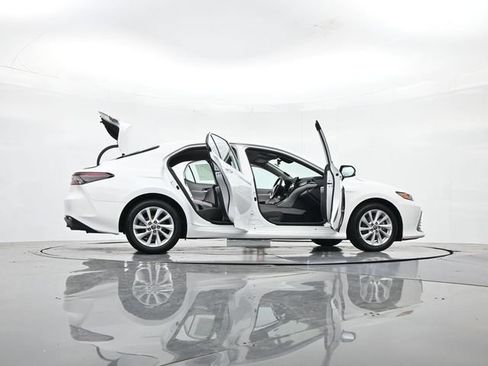 Used 2024 Toyota Camry LE FWD image 52