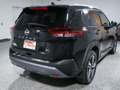 Used 2023 Nissan Rogue SL w/ SL Premium Package FWD image 7