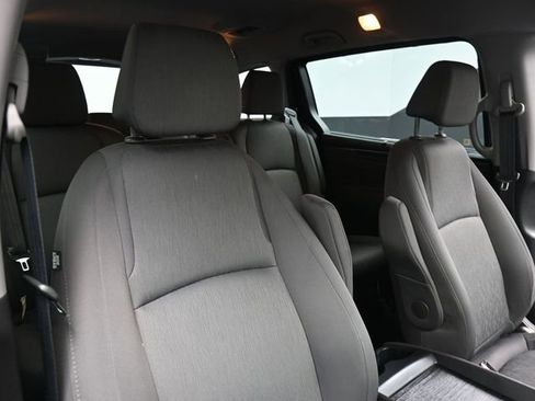 Used 2019 Honda Odyssey EX image 27