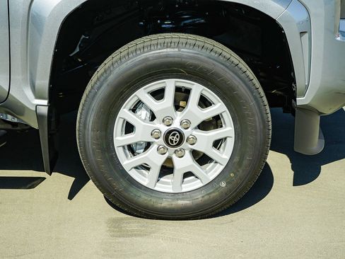 New 2026 Toyota Tacoma SR5 AWD/4WD image 10