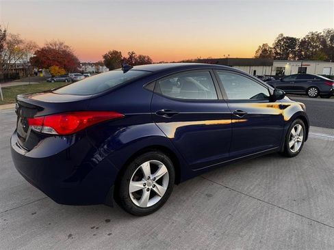 Used 2013 Hyundai Elantra GLS w/ Preferred Pkg FWD image 5