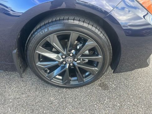 Used 2025 Toyota Corolla SE image 4