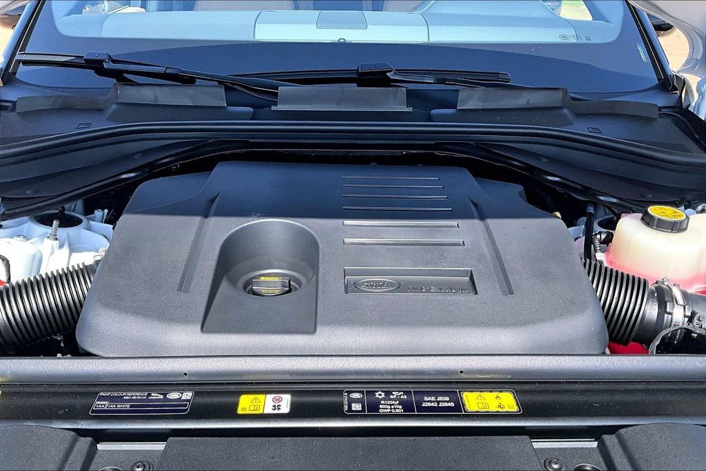 New 2026 Land Rover Range Rover Sport Dynamic SE AWD/4WD image 11