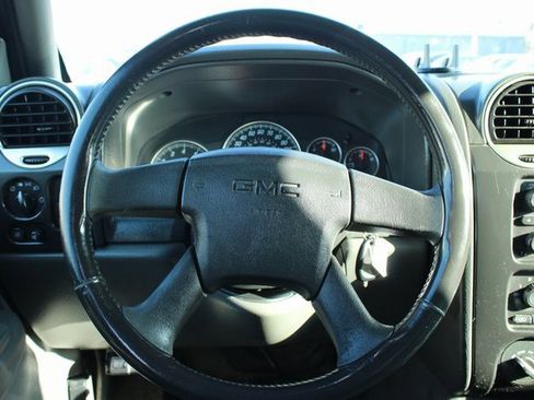 Used 2004 GMC Envoy XUV SLE w/ 1SB Preferred Equipment Group image 21