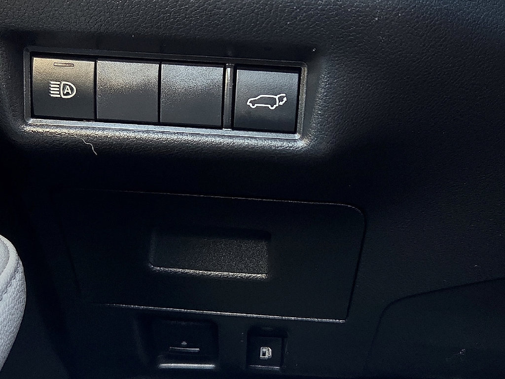 Used 2024 Toyota Grand Highlander AWD image 20
