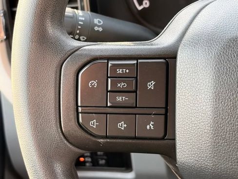 Used 2025 Ford F250 XLT w/ FX4 Off-Road Package AWD/4WD image 12