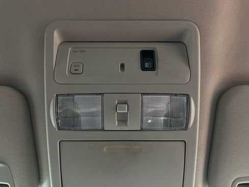 Used 2016 Nissan Titan Platinum Reserve image 27