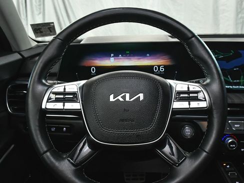 Used 2024 Kia Telluride SX w/ Towing Package AWD/4WD image 38