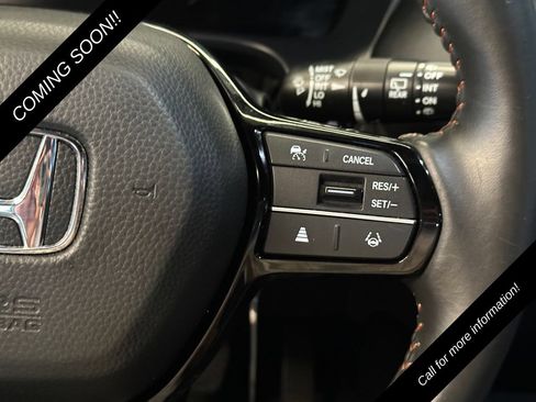 Used 2023 Honda HR-V Sport image 11