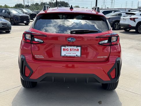 Used 2025 Subaru Crosstrek 2.0i Premium AWD/4WD image 10