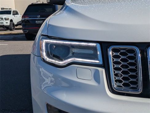 Used 2018 Jeep Grand Cherokee Summit w/ Trailer Tow Group IV image 34