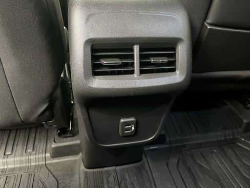 Certified 2023 GMC Terrain SLE w/ Driver Convenience Package image 12