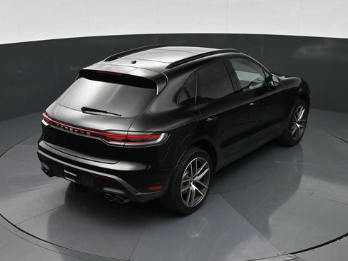 New 2026 Porsche Macan AWD/4WD image 34