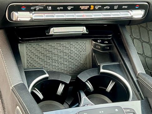 Certified 2022 Mercedes-Benz GLS 450 4MATIC image 39