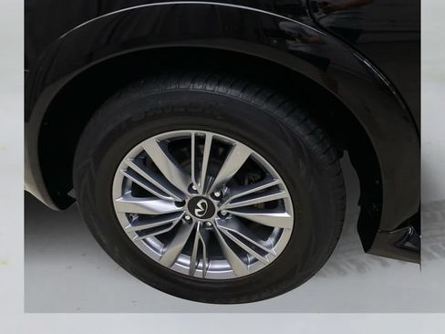 Used 2021 INFINITI QX80 Luxe AWD/4WD image 18