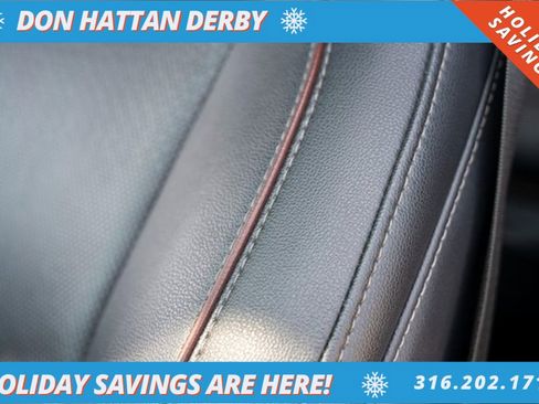 Used 2022 Ford F150 Lariat w/ Trailer Tow Package image 25