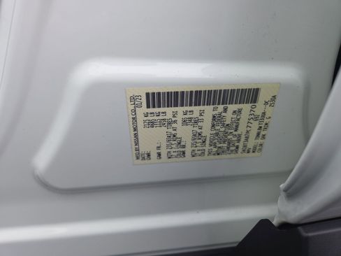 Used 2023 Nissan Rogue S image 28