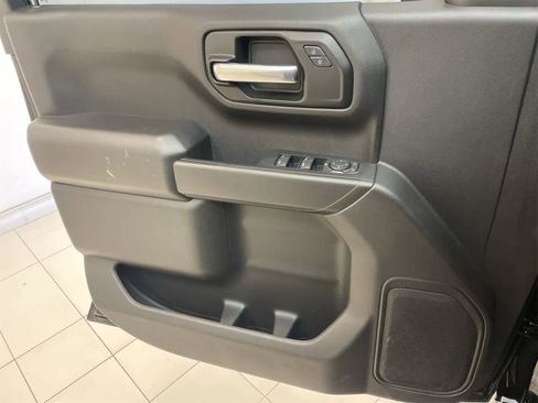 Used 2021 Chevrolet Silverado 1500 Custom image 12