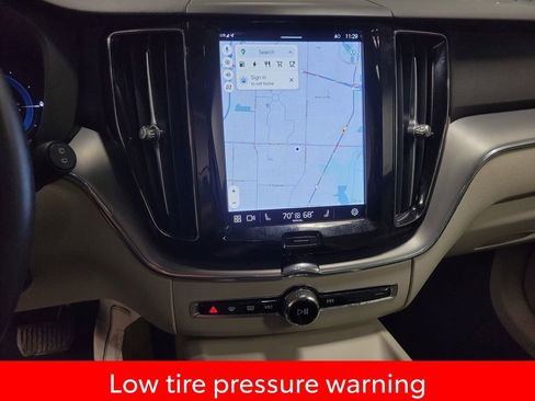 Used 2024 Volvo XC60 T8 Core image 15