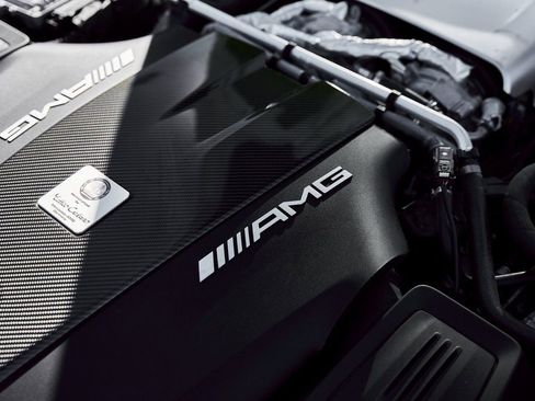 Used 2018 Mercedes-Benz AMG GT R image 25