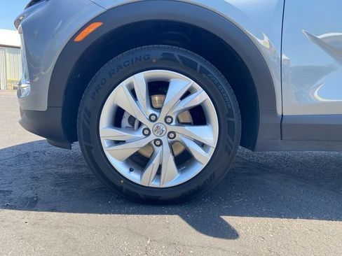 Used 2025 Buick Encore GX Preferred AWD/4WD image 15