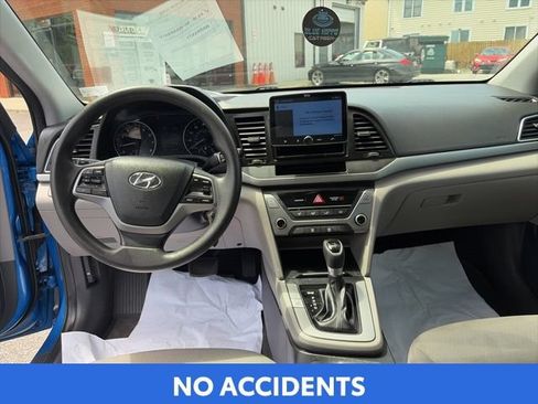 Used 2017 Hyundai Elantra SE FWD image 10
