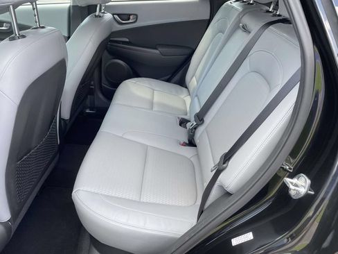 Used 2021 Hyundai Kona Ultimate w/ Cargo Package FWD image 12